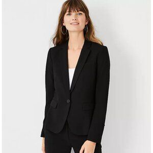 Like New ANN TAYLOR Petite One-Button Blazer in Seasonless Stretch, OOP, Black